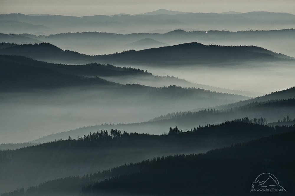 Probouzející se ráno